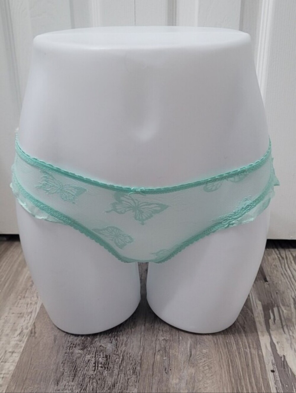 Victoria's Secret The Lacie Buttergly Mesh Flutter Thong Panty GREEN XSMALL